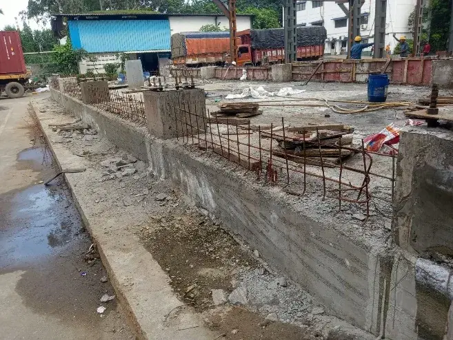Concrete foundation and reinforcement at Gulshan Polyols