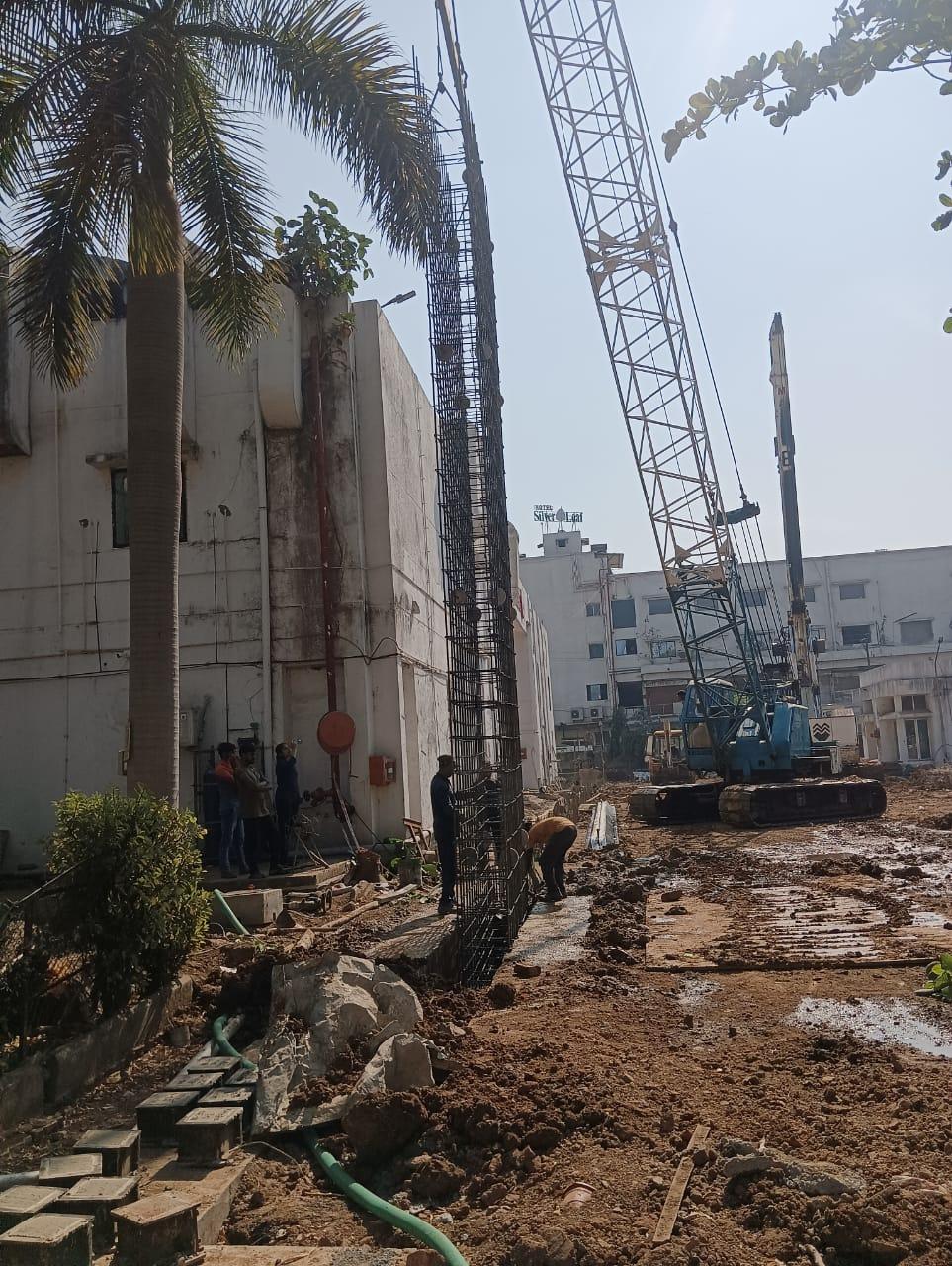 Crane and reinforcement at the Jayaben Mody Hospital site