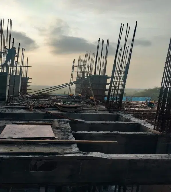 Formwork and reinforcement at the KLJ Organic site